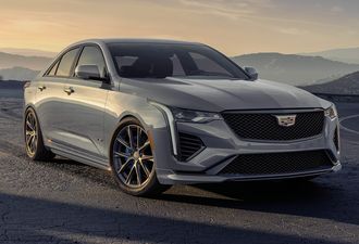 Cadillac CT4 2026