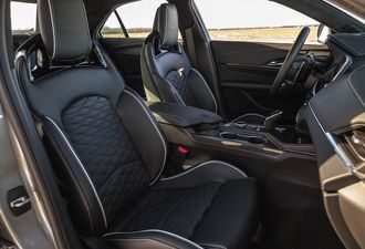 Cadillac CT4 2026