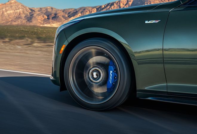 Cadillac CT5 2026 LAUNCH CONTROL и LINE LOCK. Авто Премиум Груп