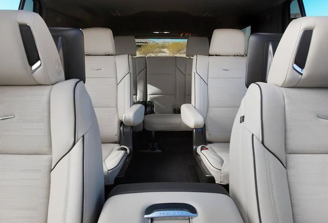 Cadillac Escalade 2023 Улучшение слышимости по всему салону. Авто Премиум Груп