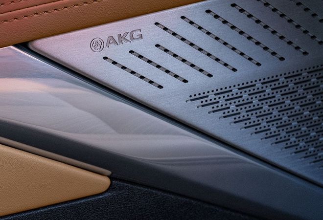 Cadillac Escalade IQ 2026 Аудиосистема AKG Studio Reference. Авто Премиум Груп