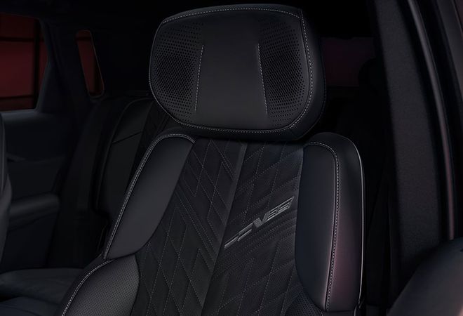 Cadillac Lyriq-V 2026 ФИРМЕННЫЕ СИДЕНЬЯ. Авто Премиум Груп