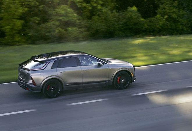Cadillac Lyriq-V 2026 Режимы вождения. Авто Премиум Груп
