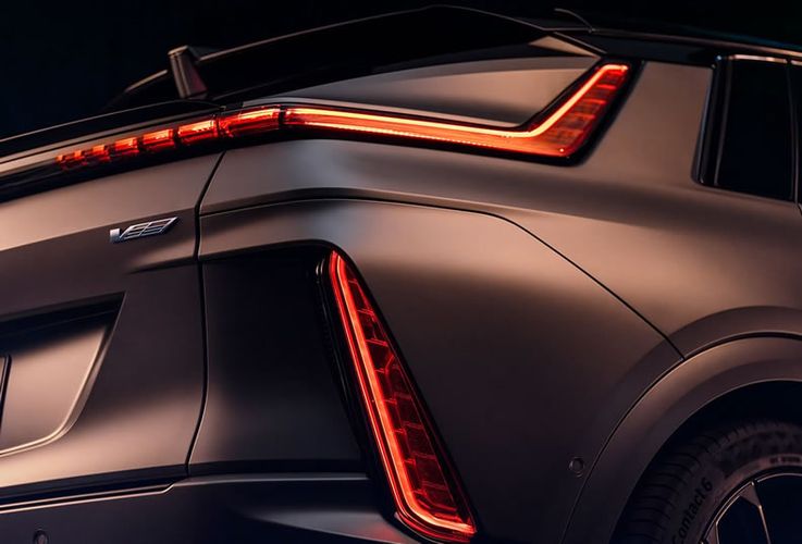 Cadillac Lyriq-V 2026 Стремительный дизайн. Авто Премиум Груп