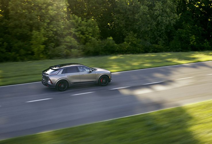 Cadillac Lyriq-V 2026 Дальность хода. Авто Премиум Груп