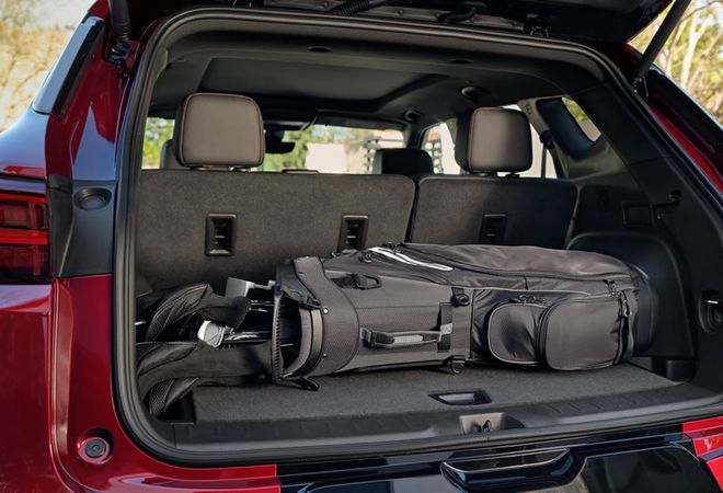 Chevrolet Blazer 2023 Объём багажника – до 1,818 литров. Авто Премиум Груп