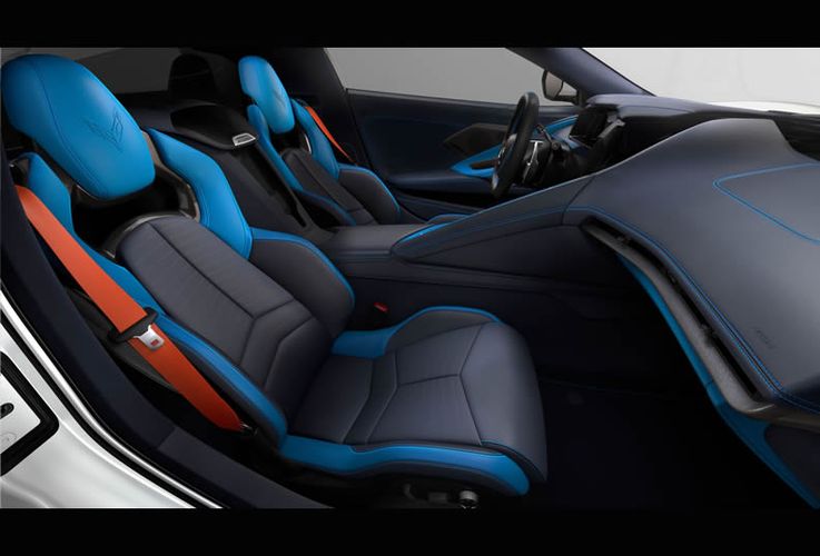 Chevrolet Corvette Stingray 2025 Гоночный интерьер. Авто Премиум Груп