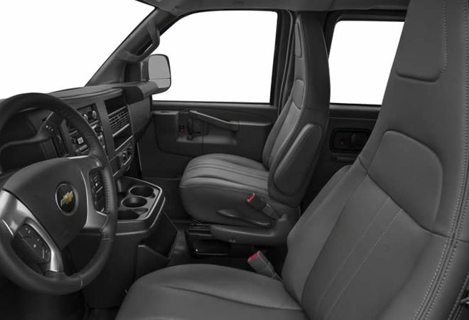 Chevrolet Express Passenger 2025 Удобные ковшеобразные сидения. Авто Премиум Груп