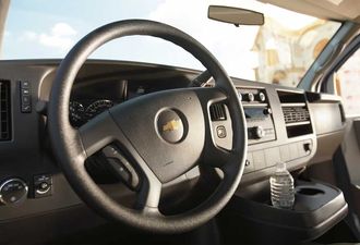 Chevrolet Express Passenger 2025
