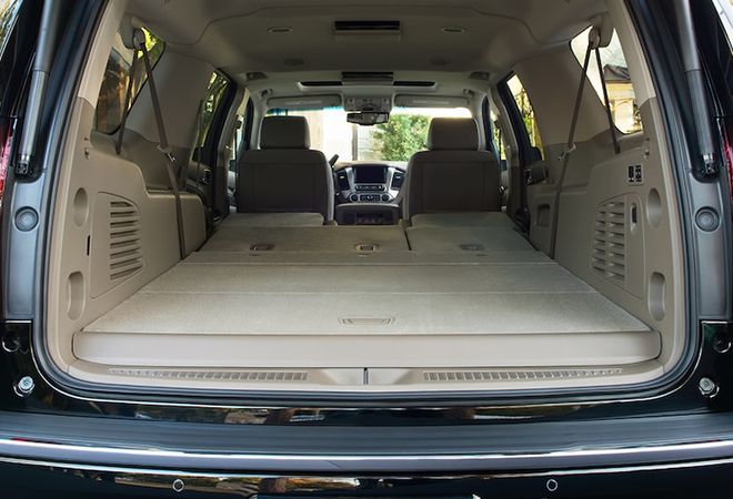 Chevrolet Suburban 2020 Внушительный объём багажника – 3,45 м³. Авто Премиум Груп