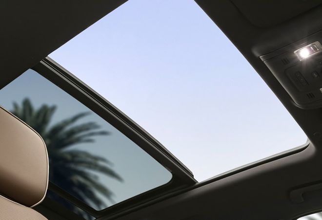 Chevrolet Tahoe 2023 Панорамная крыша. Авто Премиум Груп