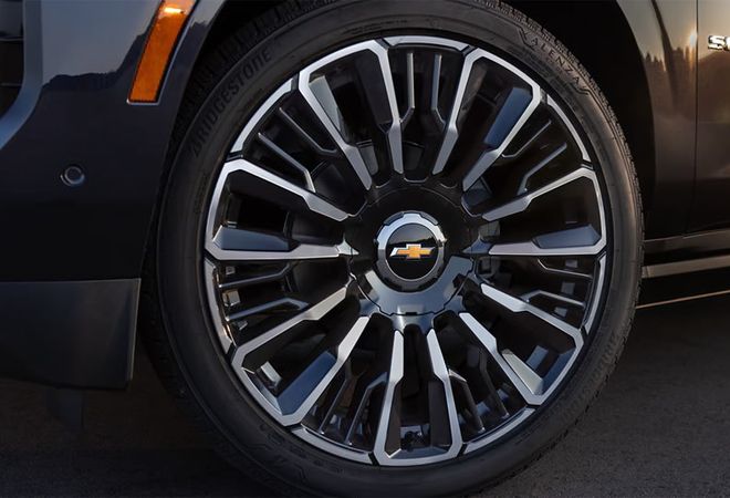Chevrolet Tahoe 2026 Огромные 24-дюймовые диски. Авто Премиум Груп