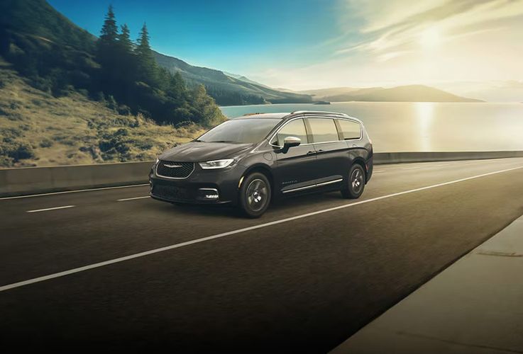 Chrysler Pacifica 2026 Рейтинги безопасности. Авто Премиум Груп