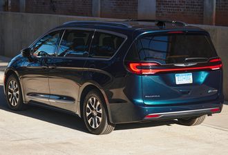 Chrysler Pacifica 2026