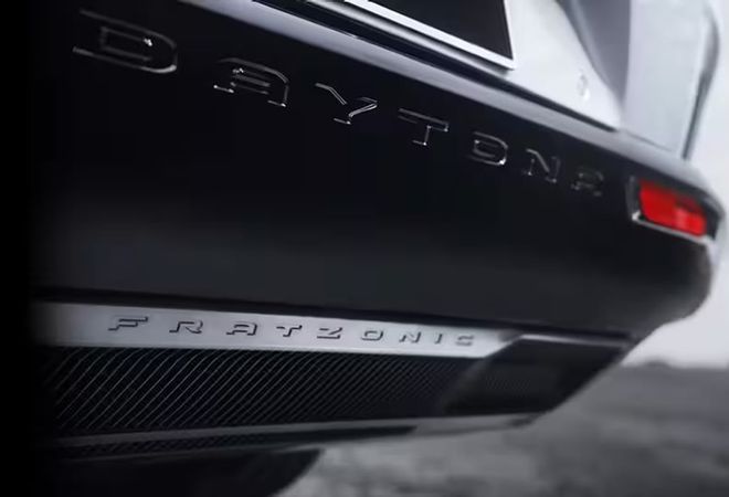Dodge Charger 2025 Пронзительный выхлоп Fratzonic. Авто Премиум Груп