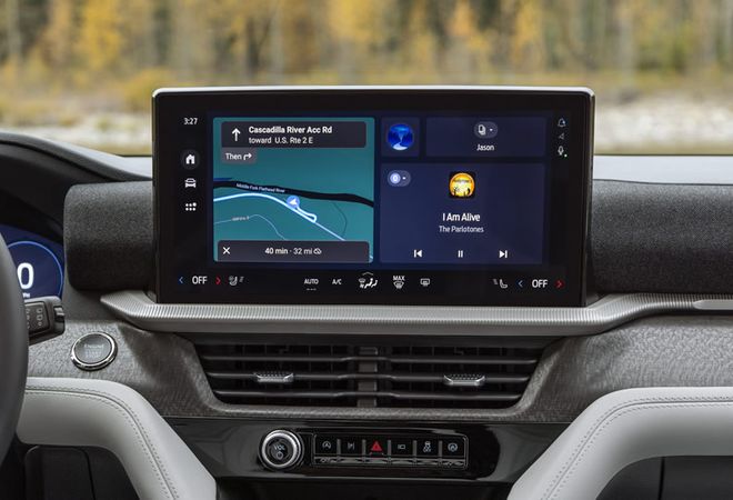 Ford Explorer 2026 13,2-дюймовый экран медиацентра. Авто Премиум Груп