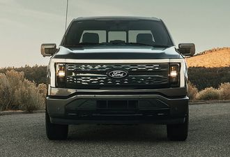 Ford F-150 Lightning 2025