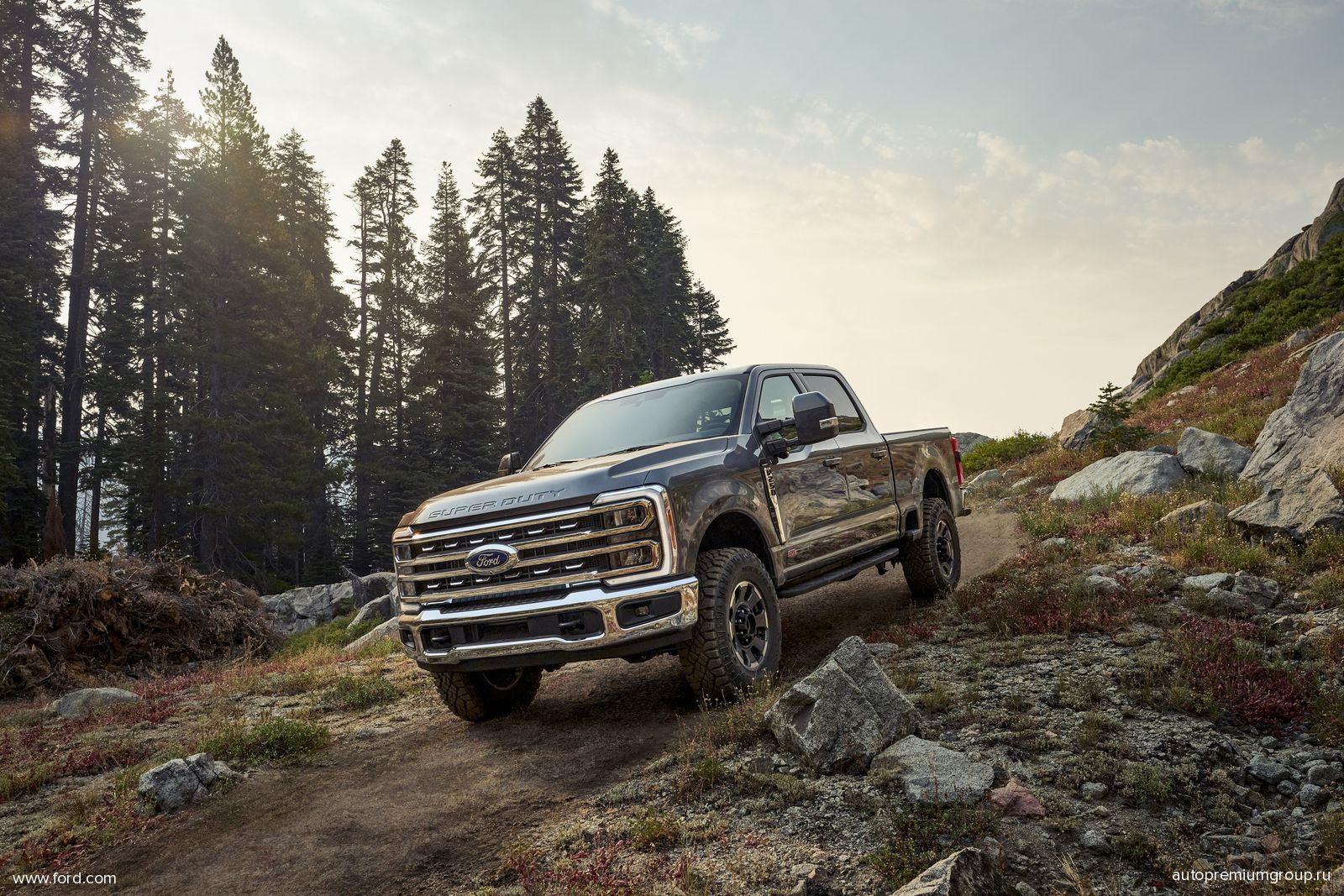 Купить новый Ford F250 2023 в наличии и на заказ в Москве.