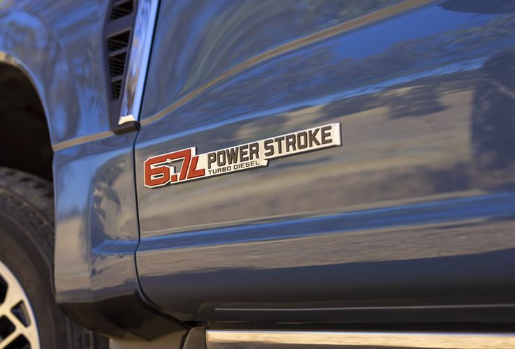 Ford F-350 2025 Трудолюбивые двигатели. Авто Премиум Груп