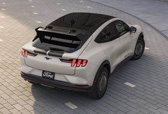 Ford Mustang Mach-E 2025
