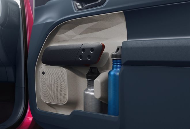 Ford Maverick 2026 Места для хранения в дверях. Авто Премиум Груп