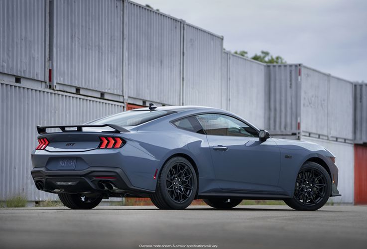   Ford Mustang 2024       