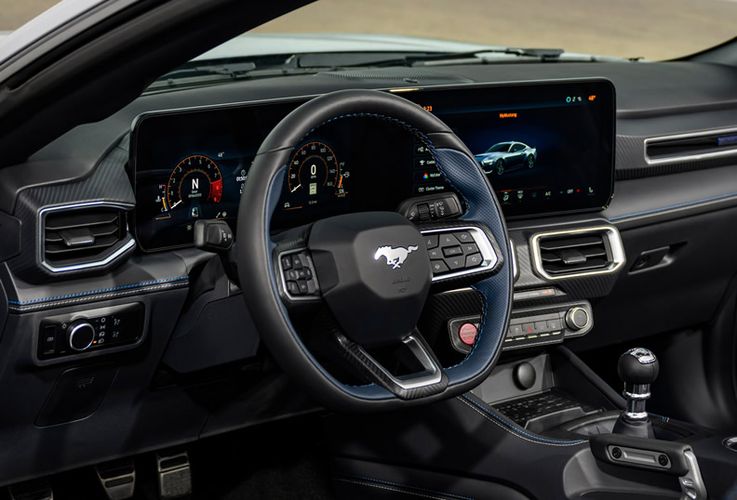 Ford Mustang 2026 Боевой кокпит. Авто Премиум Груп