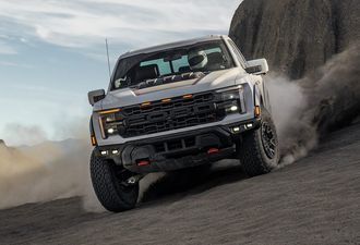 Ford F-150 Raptor R 2025