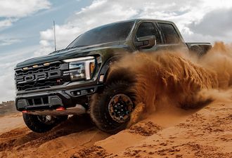 Ford F-150 Raptor R 2026