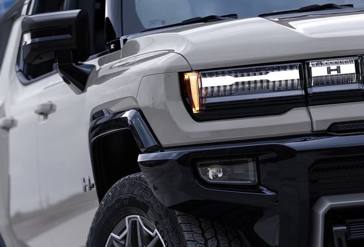 GMC Hummer EV SUV 2026 Что нового в 2026 году?. Авто Премиум Груп