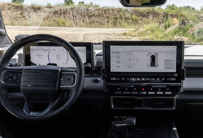 GMC Hummer EV PICKUP 2026 Экраны высокой четкости. Авто Премиум Груп