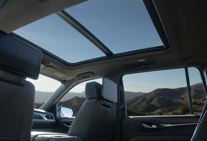 GMC Yukon 2026 Панорамная крыша. Авто Премиум Груп
