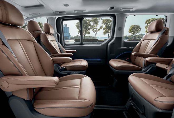 Hyundai Staria 2022 Поворотные сиденья. Авто Премиум Груп