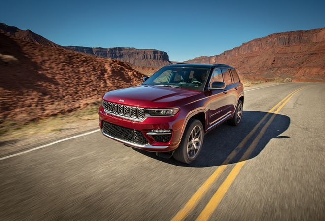 Jeep Grand Cherokee 2025 110 передовых функций безопасности. Авто Премиум Груп