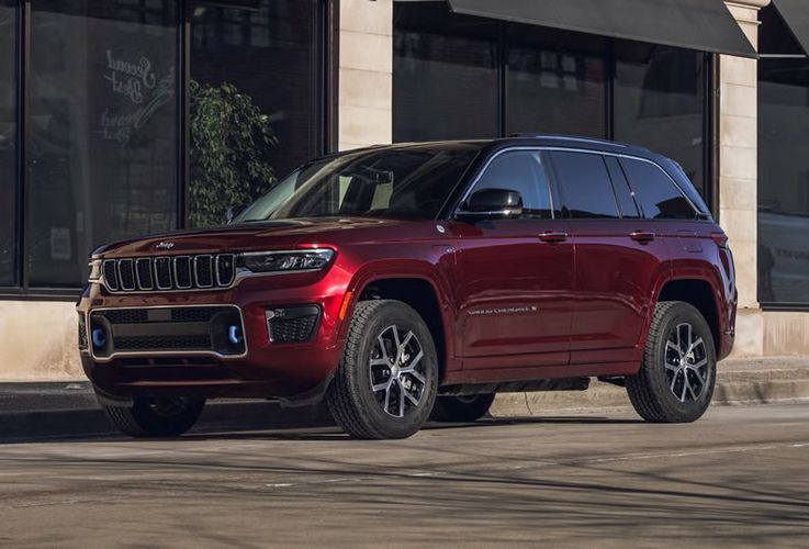 Jeep Grand Cherokee 4xe 2025 Что нового в 2025 году?. Авто Премиум Груп