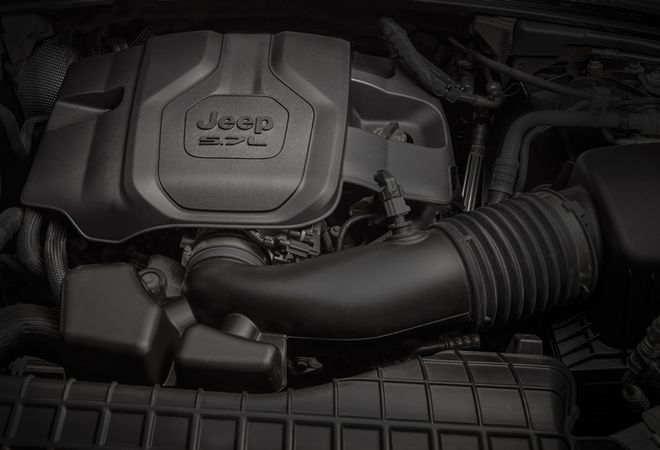 Jeep Grand Cherokee L 2023 5,7-литровый двигатель V8. Авто Премиум Груп