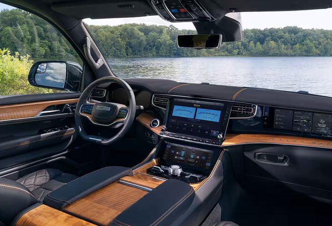 Jeep Wagoneer 2025 Медиацентр Uconnect 5. Авто Премиум Груп