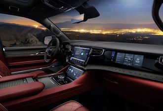 Jeep Grand Wagoneer 2026