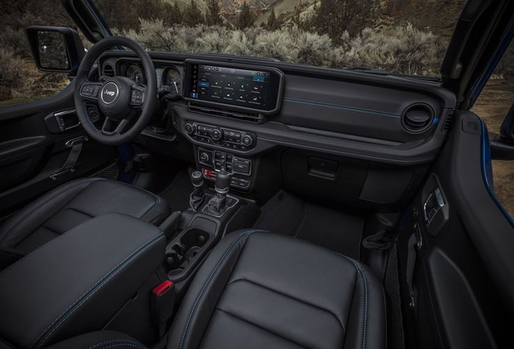 Jeep Wrangler 4xe 2024 Современный салон. Авто Премиум Груп