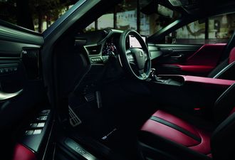 Lexus ES 2025