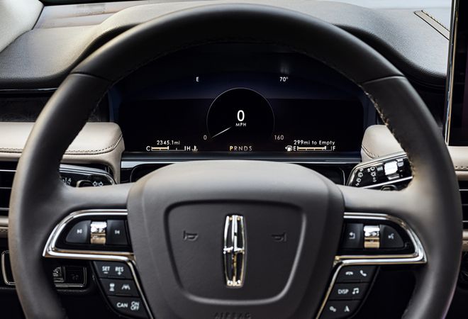 Lincoln Nautilus 2021 12,3-дюймовый мультиинформационный экран. Авто Премиум Груп