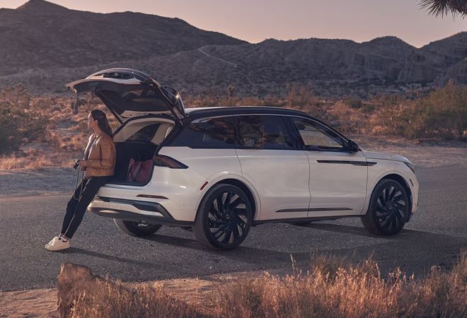 Lincoln Nautilus 2025 Новый дизайн. Авто Премиум Груп