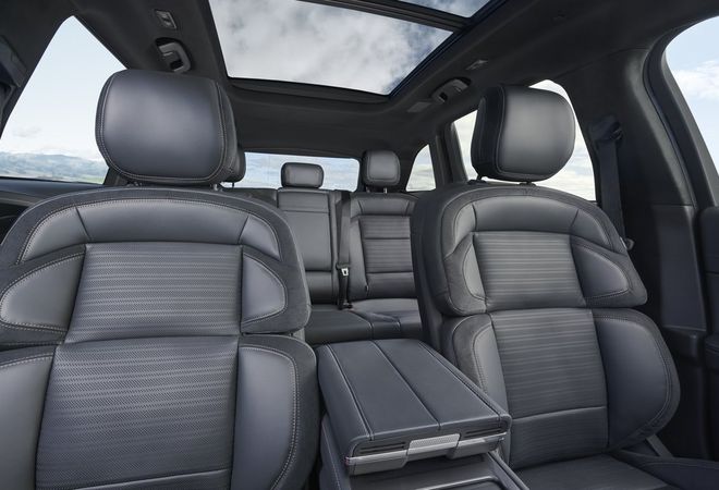 Lincoln Nautilus 2026 Просторный салон. Авто Премиум Груп