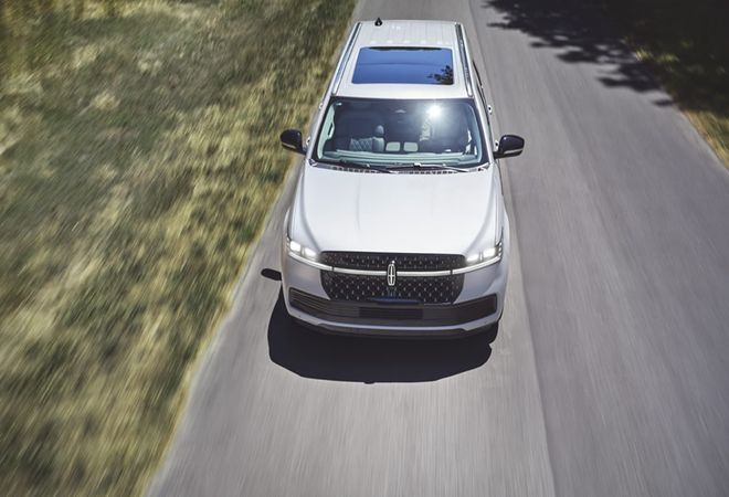 Lincoln Navigator 2026 Режимы вождения. Авто Премиум Груп