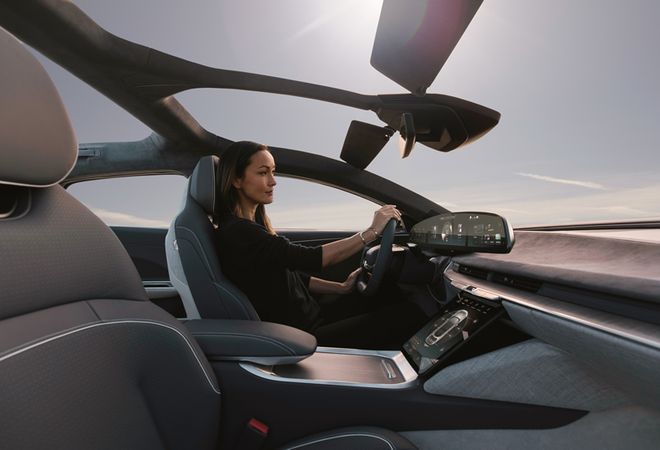 Lucid Air 2026 Стеклянная крыша. Авто Премиум Груп