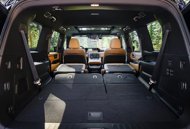 Nissan Armada 2026 Багажное пространство. Авто Премиум Груп