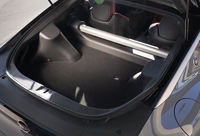 Nissan Z 2026 Багажник. Авто Премиум Груп