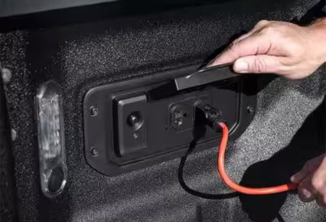 RAM 1500 2026 Бортовой инвертор. Авто Премиум Груп