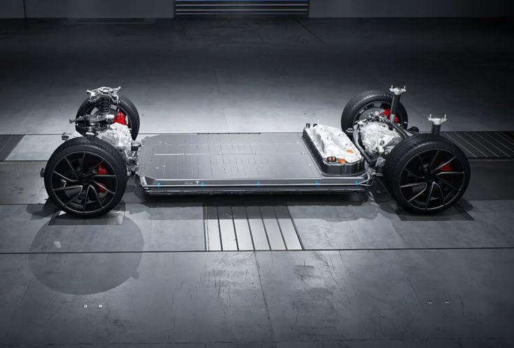 Tesla Model 3 2025 Двухмоторный привод. Авто Премиум Груп