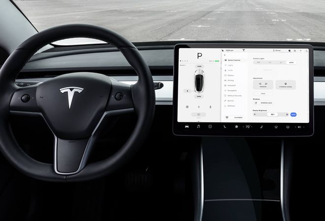 Tesla Model 3 2020 Медиацентр с 15-дюймовым тачскрином. Авто Премиум Груп